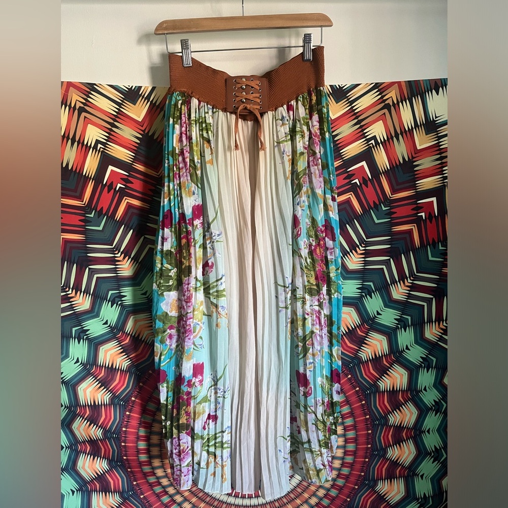 Pleated Flowy Floral Maxi Skirt